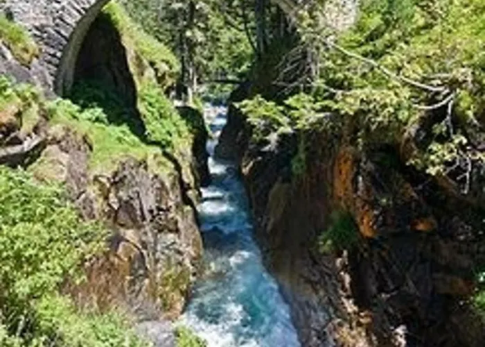 Lumineux Pour 6 Pers à Avec Parking - Fr-1-234-199 Appartamento Cauterets